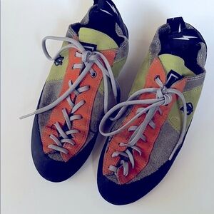 Evolv Trax VTR3D Men's‎ Climbing Shoes - Orange and Green Size 10